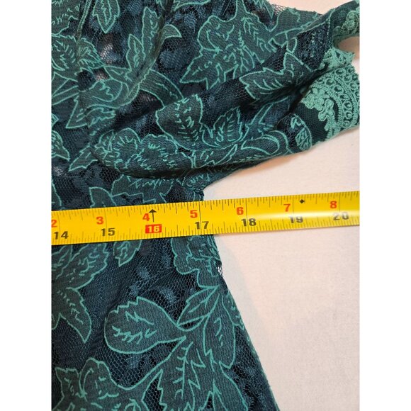 HD In Paris Teal Peacock lace Meadow Short Sleeve Top Scalloped Hem Size 0 - Picture 9 of 13
